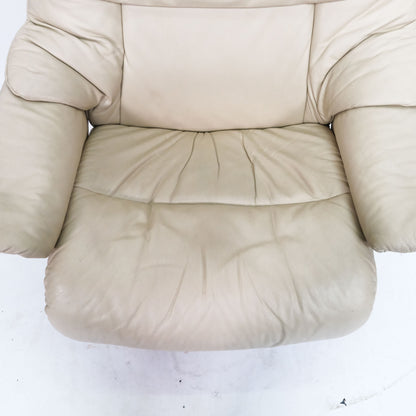 Ekornes Stressless Reno (L) mit Hocker