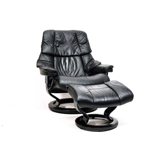 Ekornes Stressless Reno (L) mit Hocker